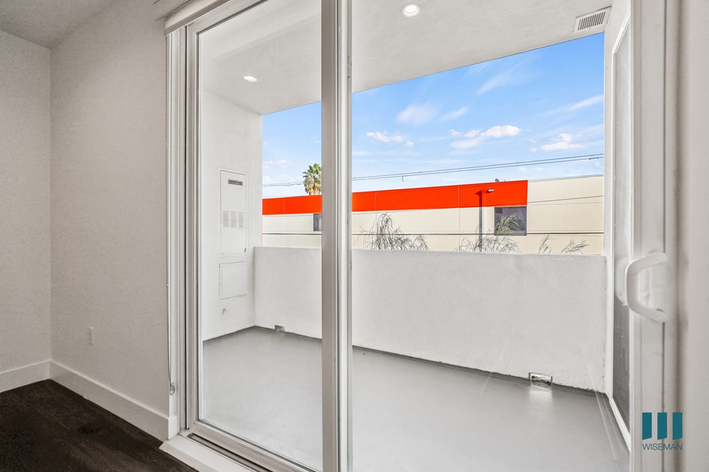 Wilcox Bea By Wiseman Apartments, 850 Wilcox Ave., Los Angeles, CA RentCafe
